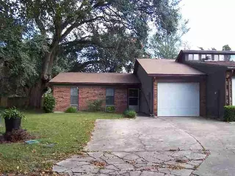 2421 Manzanita Ct, Tallahassee, FL 32303