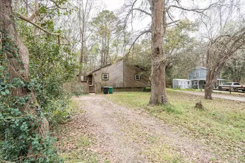 2444 Chateau Ln, Tallahassee, FL 32311