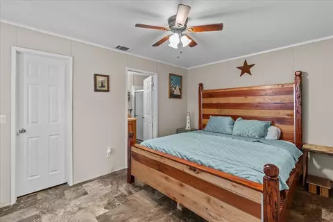 15940 E Royal Oak Dr, Perry, FL 32348 photo 9