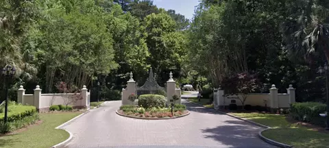 552 High Oaks Ct, Tallahassee, FL 32312