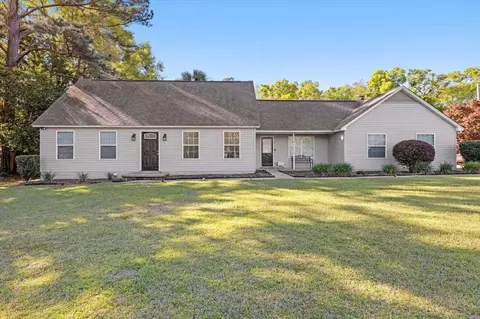 5117 Touraine Dr, Tallahassee, FL 32308