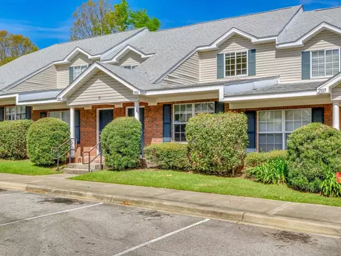2738 W Tharpe Sts #2104, Tallahassee, FL 32303