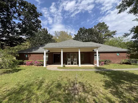1949 Vineland Dr, Tallahassee, FL 32317