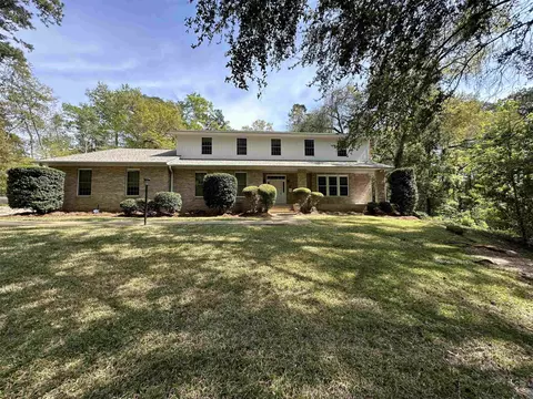 4643 Highgrove Rd, Tallahassee, FL 32309