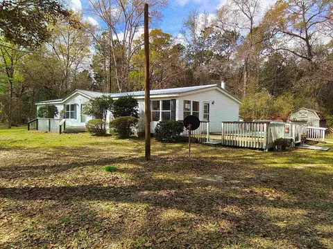 246 Northwood Rd, Crawfordville, FL 32327