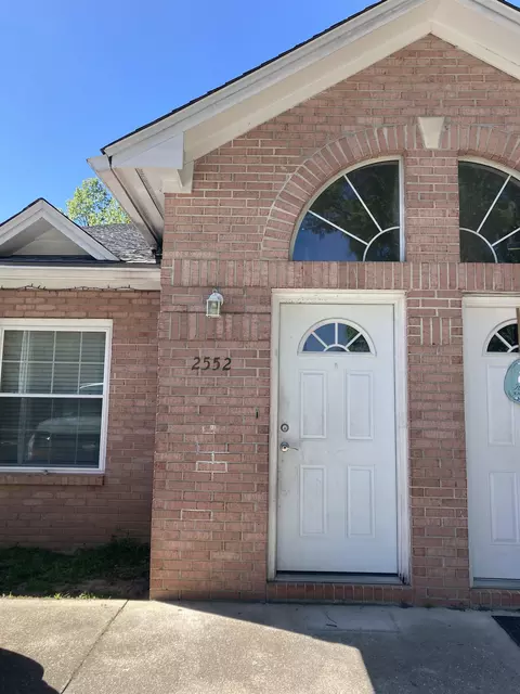 2552 Golden Park Ln, Tallahassee, FL 32303