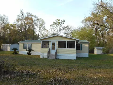 78 Dorothy Loop, Crawfordville, FL 32327