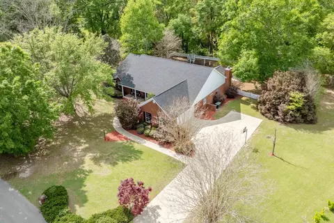 6071 Pickwick Rd, Tallahassee, FL 32309