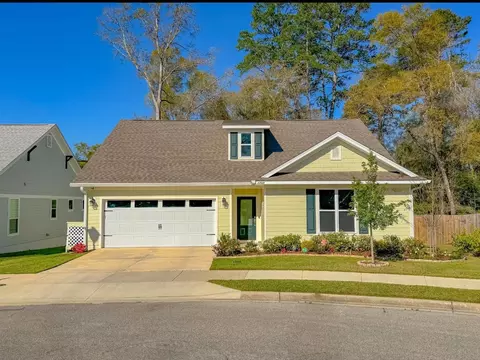 1733 Cottage Rose Ln, Tallahassee, FL 32308