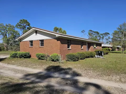 509 W Plantation Rd, Perry, FL 32348 photo 2