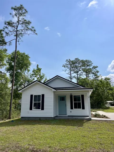 3 King Bee Dr, Crawfordville, FL 32327