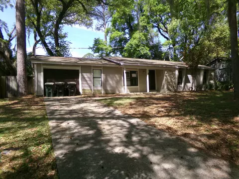2416 Lanrell Dr, Tallahassee, FL 32303