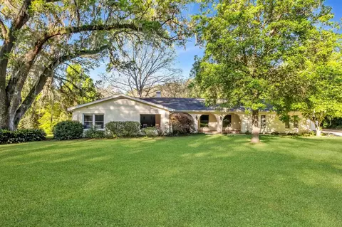 2112 N Arendell Way, Tallahassee, FL 32308