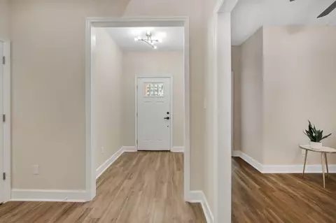Entry Way - 518 Thomas St, Quincy, FL 32351 photo 2 of 2