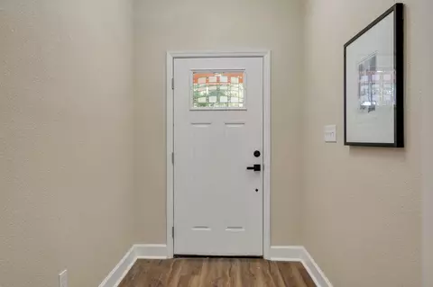 Entry Way - 518 Thomas St, Quincy, FL 32351 photo 1 of 2