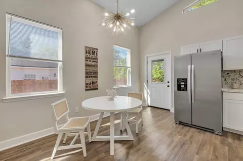 Dining - 518 Thomas St, Quincy, FL 32351 photo 1 of 3