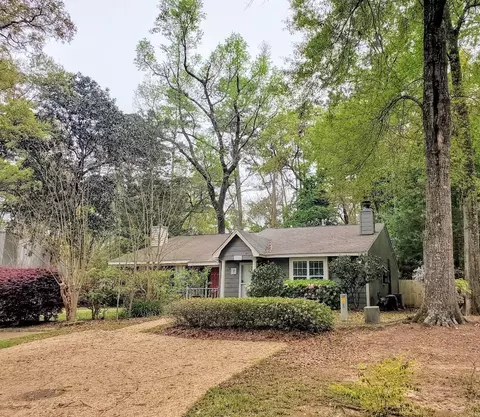3911 Paces Pl, Tallahassee, FL 32311