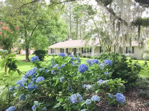 3831 W Shamrock St, Tallahassee, FL 32309