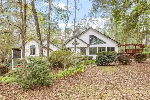 816 Derbyshire Rd, Tallahassee, FL 32312