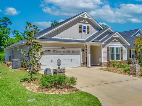 5704 Village Ridge Ln, Tallahassee, FL 32312