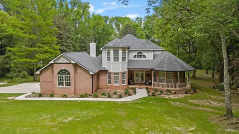 3450 Lakeshore Dr, Tallahassee, FL 32312