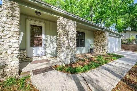 2104 Darnell Cir, Tallahassee, FL 32303