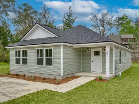 139 Lance Ln, Crawfordville, FL 32327