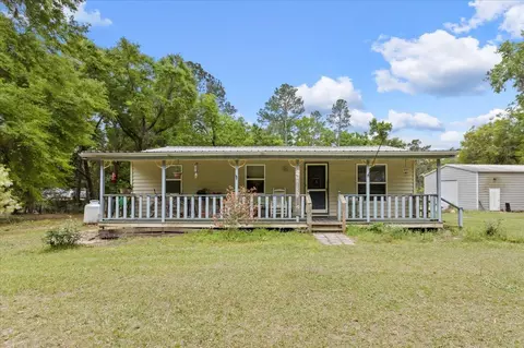 16923 Aqua Ln, Tallahassee, FL 32310