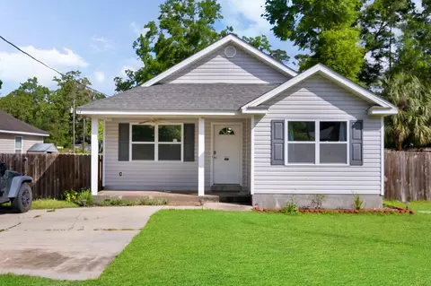 54 Chinook Trl, Crawfordville, FL 32327