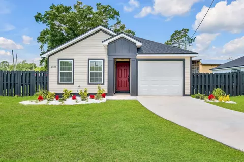 2034 W Jefferson St, Quincy, FL 32351
