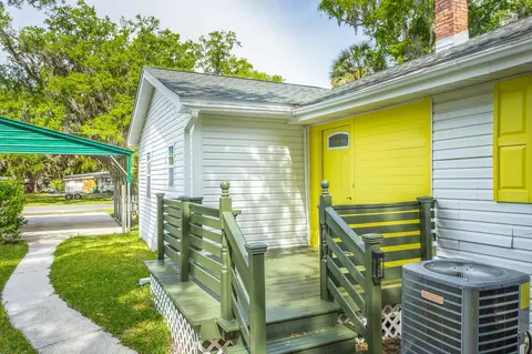 Exterior - 85 Shell Island Rd, Saint Marks, FL 32355 photo 9 of 11