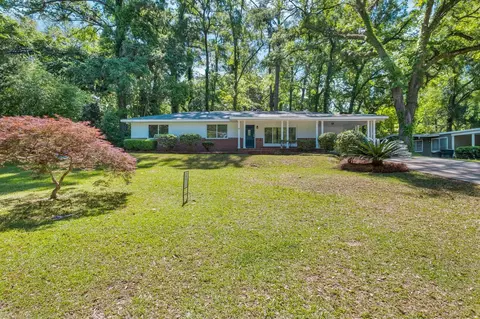 2015 Trescott Dr, Tallahassee, FL 32308