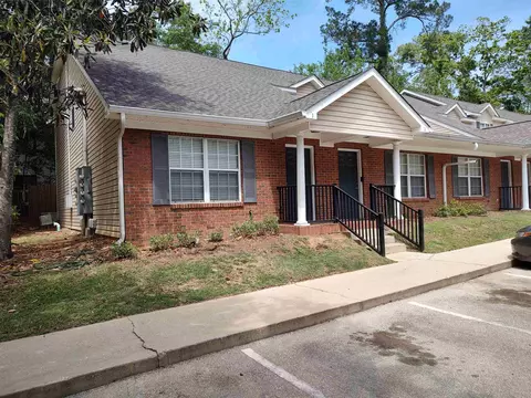 241 Dixie Dr #101, Tallahassee, FL 32304