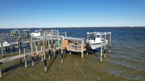 1548 Alligator Dr, Alligator Point, FL 32346