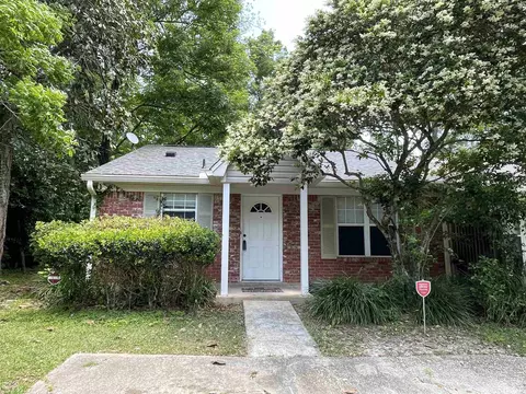 2109 Pecan Ln #A, Tallahassee, FL 32303