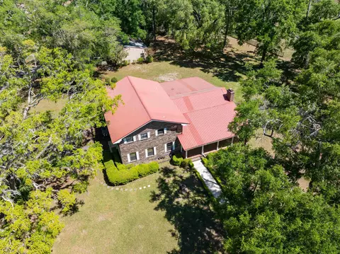 Exterior - 444 SE Bisbee Loop, Lee, FL 32059 photo 4 of 13