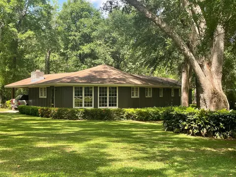 2024 Hill N Dale St, Tallahassee, FL 32317