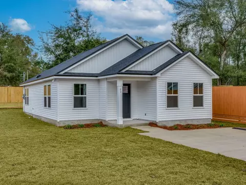 134 Melody Ln, Crawfordville, FL 32327