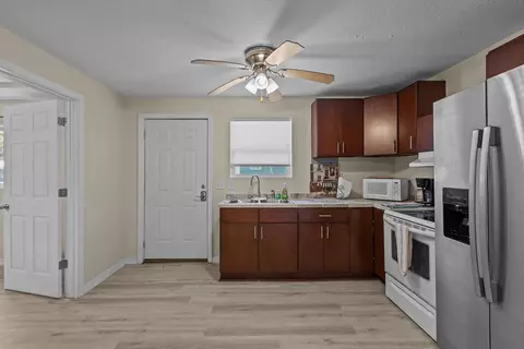 Kitchen - 207 SE Ninth St, Steinhatchee, FL 32359 photo 2 of 2