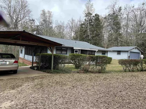 358 Beaver Creek Dr, Havana, FL 32333
