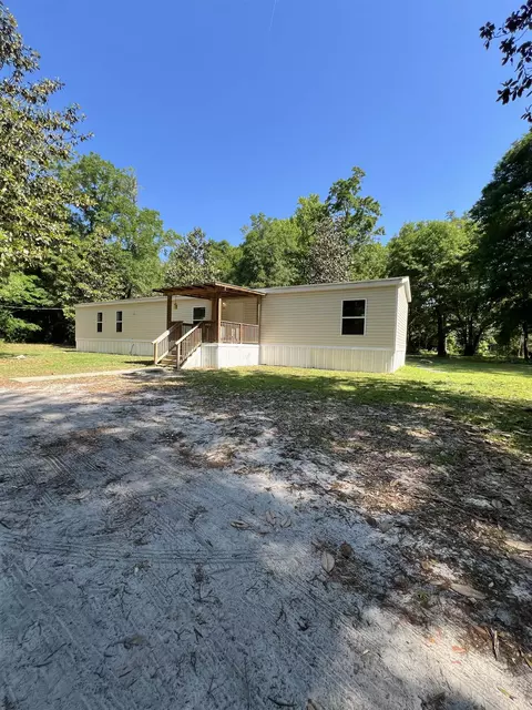 94 Emerald Acres Dr, Crawfordville, FL 32327
