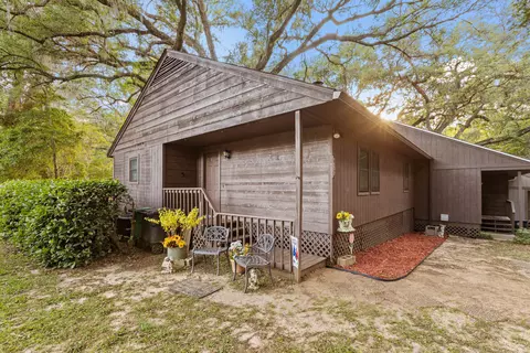 1503 Twin Lakes Cir #EAST, Tallahassee, FL 32311