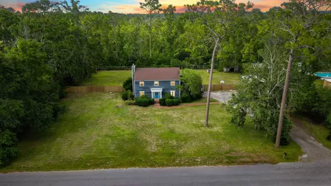 212 Pineland St, Perry, FL 32348