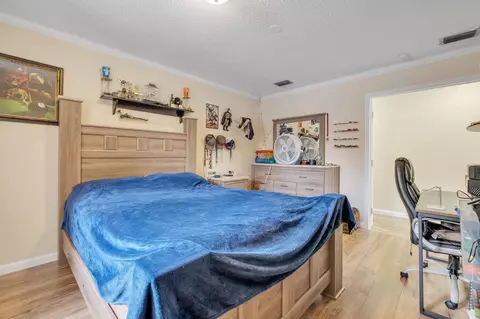 Bedroom - 610 Plantation Rd, Perry, FL 32348 photo 9 of 9