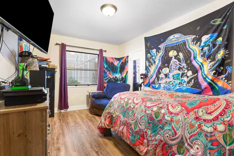 Bedroom - 610 Plantation Rd, Perry, FL 32348 photo 4 of 9