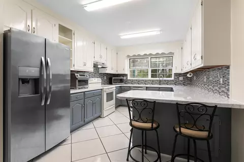 Kitchen - 610 Plantation Rd, Perry, FL 32348 photo 3 of 3