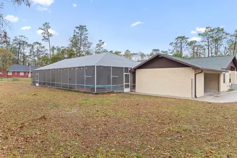 Exterior - 610 Plantation Rd, Perry, FL 32348 photo 12 of 13