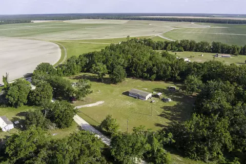 2326 SE Donaldson Rd, Lee, FL 32059 photo 1