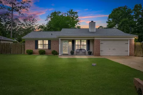 3222 Earl Dr, Tallahassee, FL 32309