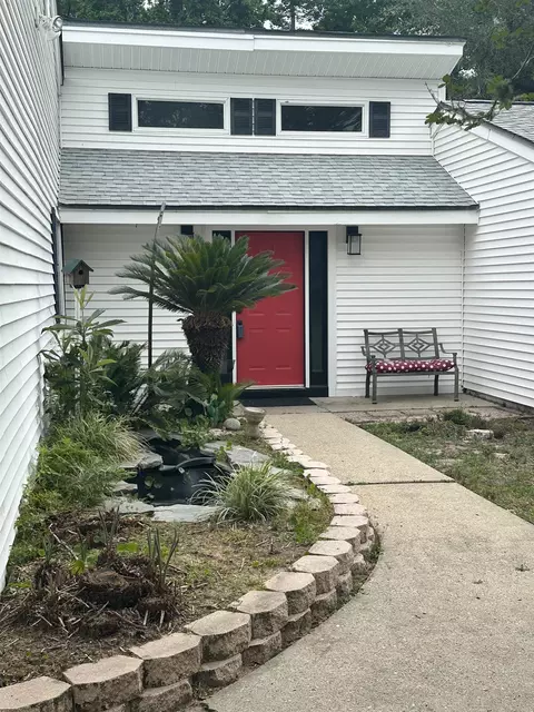 3388 Wood Hill Dr, Tallahassee, FL 32303